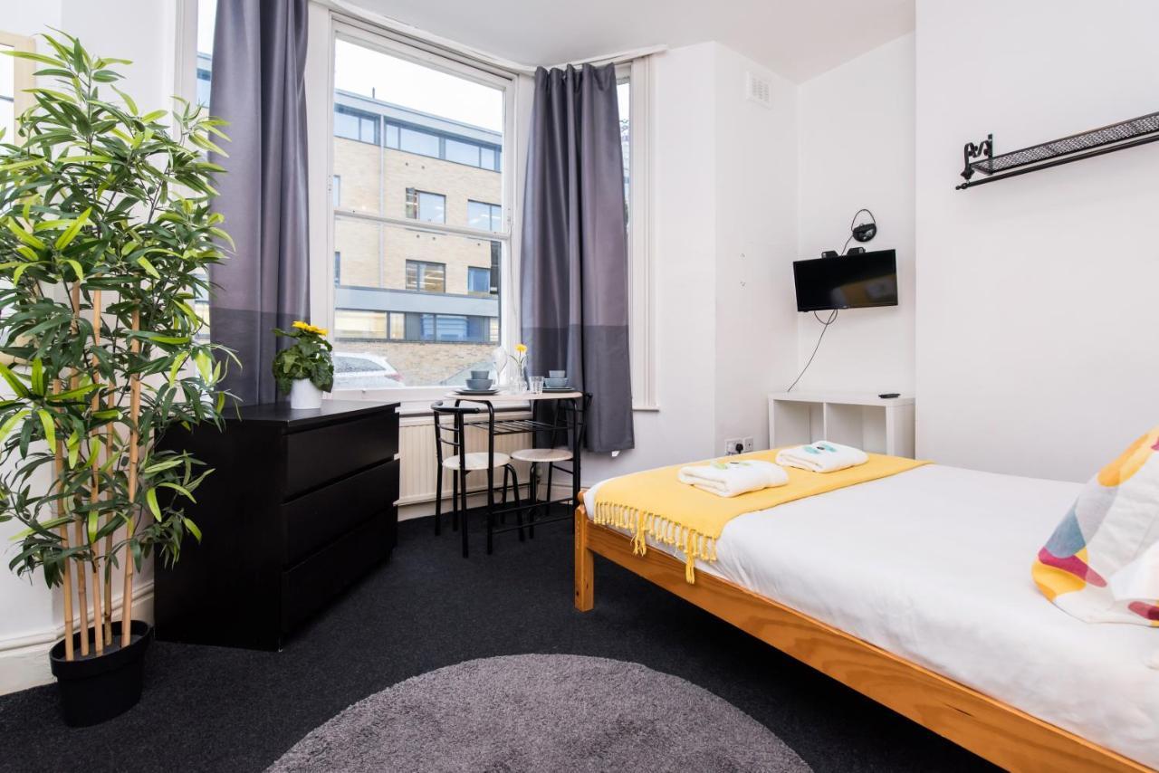 Ody Hammersmith * Londra